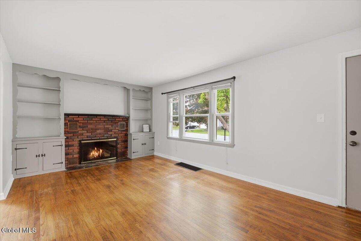 1207 Sumner Avenue Schenectady NY 12309