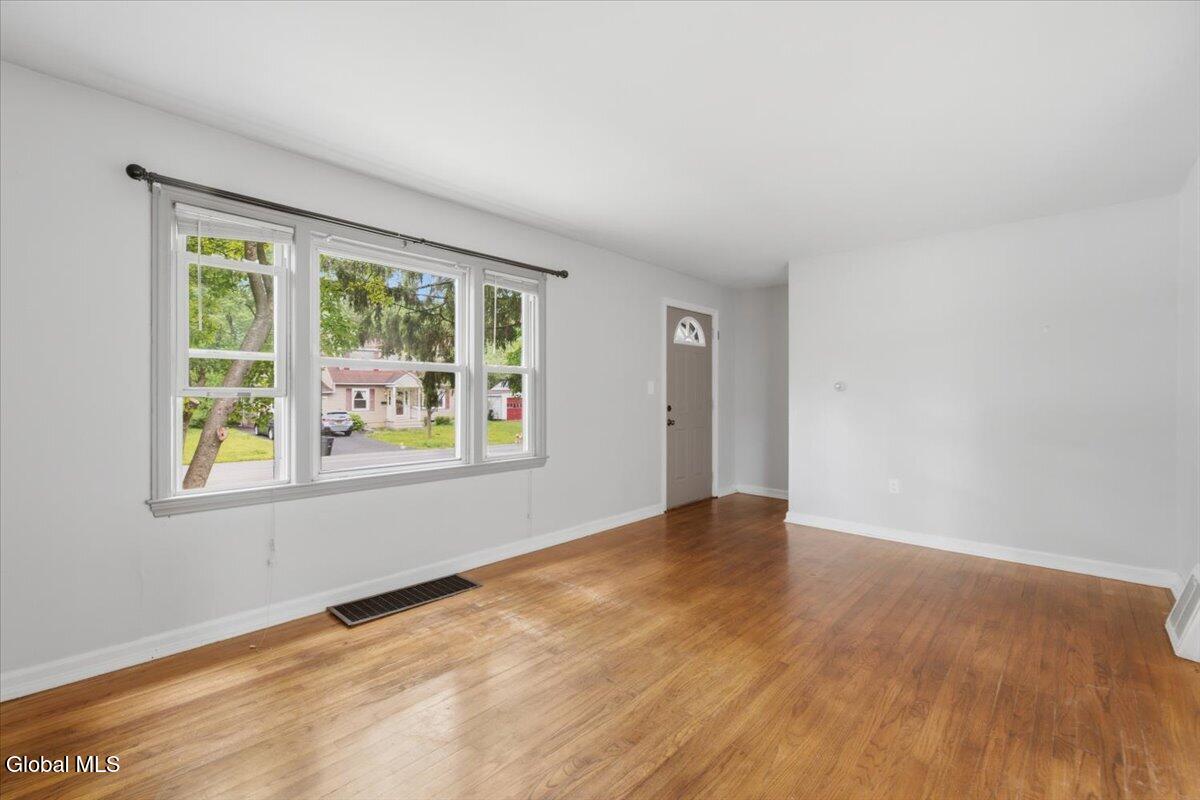 1207 Sumner Avenue Schenectady NY 12309