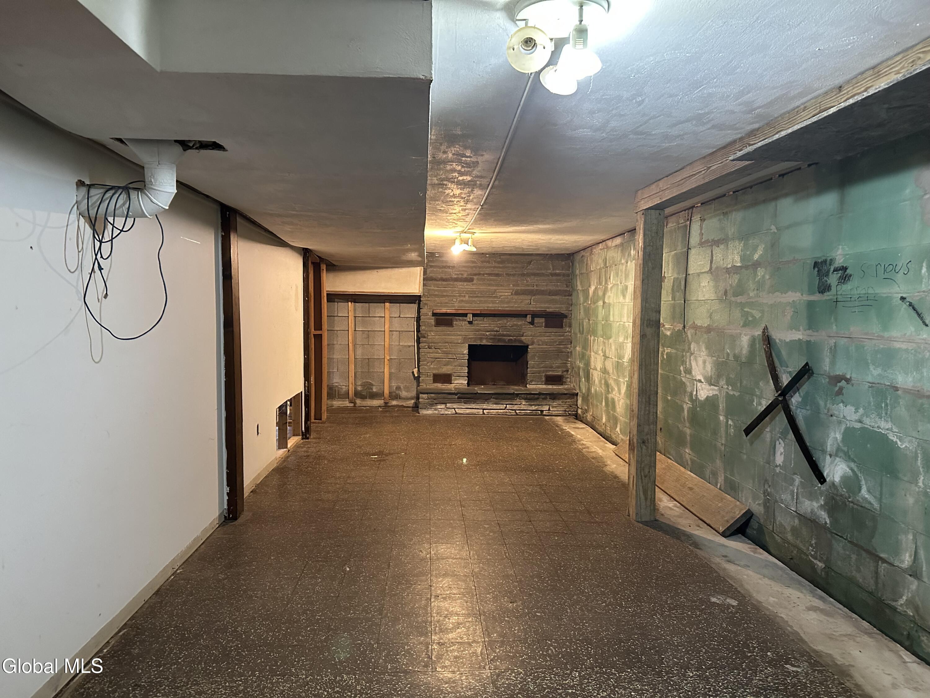 23 Shanks Place Delmar NY 12054