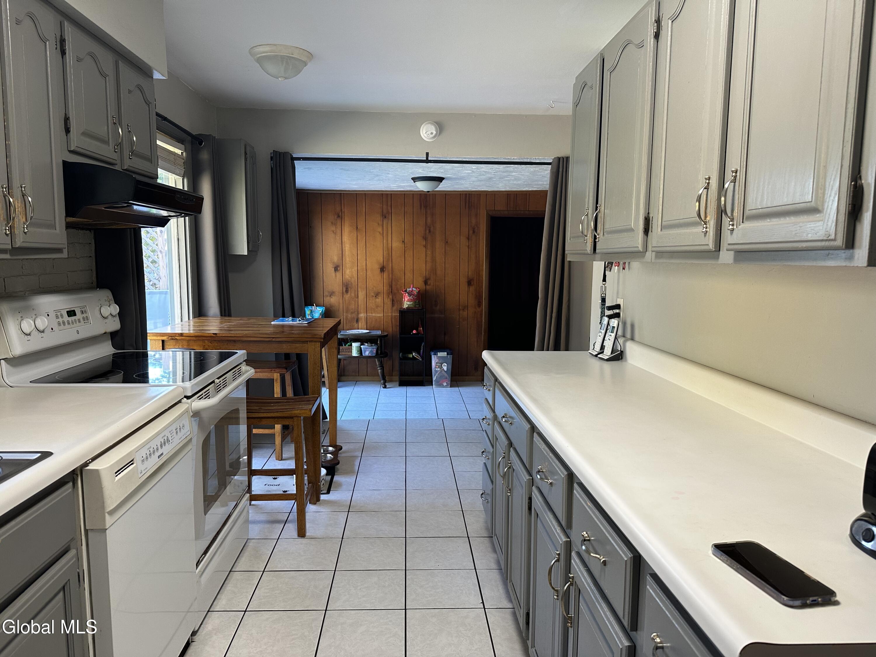 23 Shanks Place Delmar NY 12054