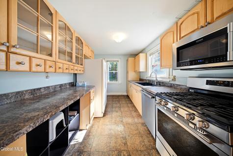 38 Pointview Drive Troy NY 12180