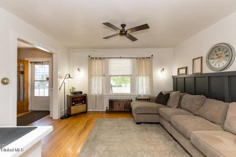 1135 Baker Avenue Schenectady NY 12309