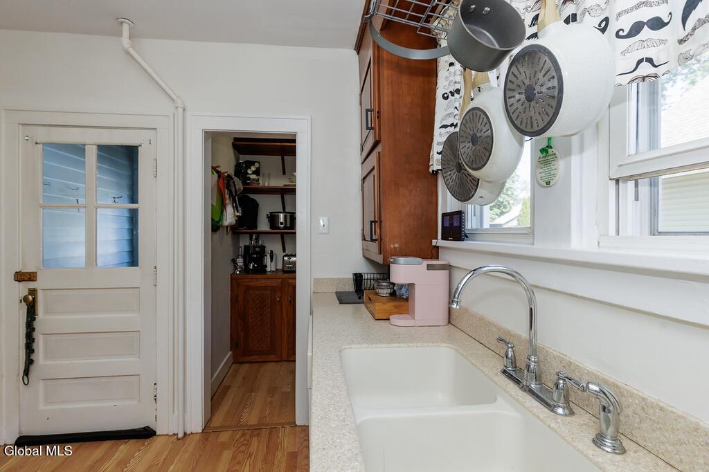 1135 Baker Avenue Schenectady NY 12309