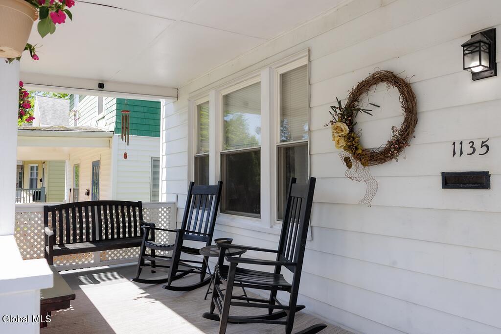 1135 Baker Avenue Schenectady NY 12309