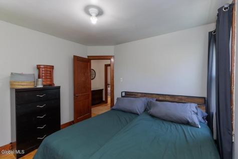 1135 Baker Avenue Schenectady NY 12309