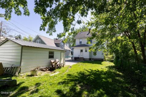 1135 Baker Avenue Schenectady NY 12309