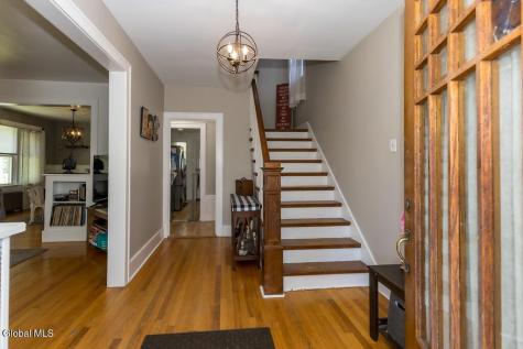 1135 Baker Avenue Schenectady NY 12309