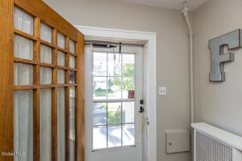 1135 Baker Avenue Schenectady NY 12309