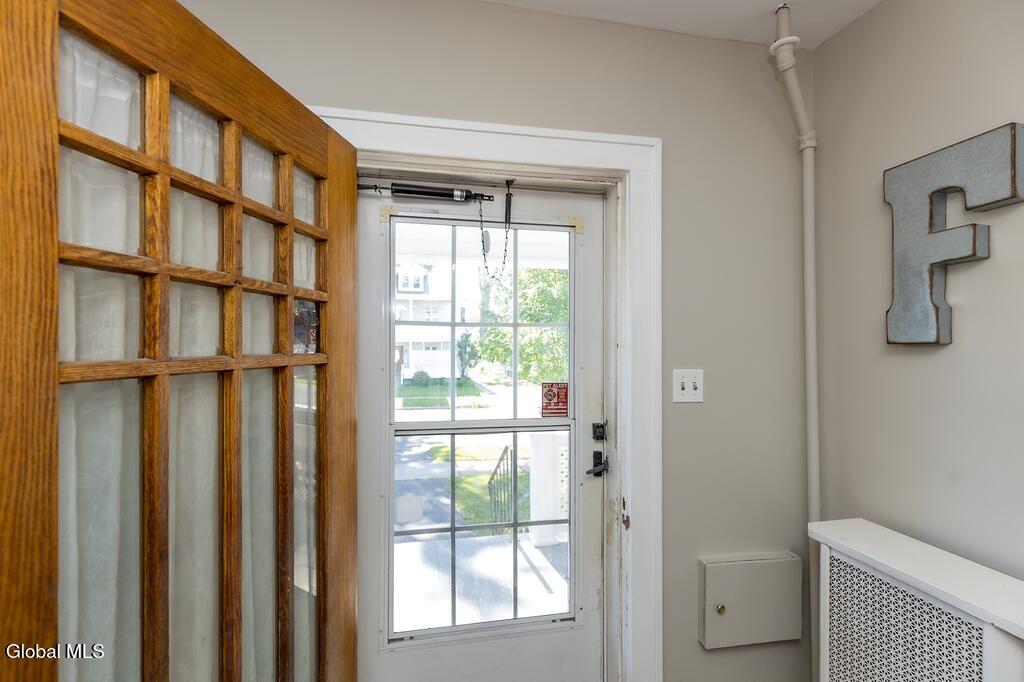1135 Baker Avenue Schenectady NY 12309