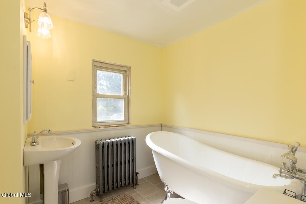 20 Halcyon Street Scotia NY 12302