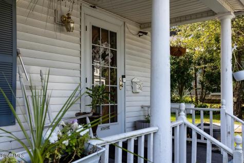 20 Halcyon Street Scotia NY 12302