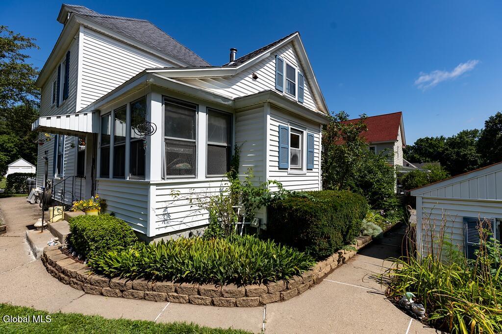 20 Halcyon Street Scotia NY 12302