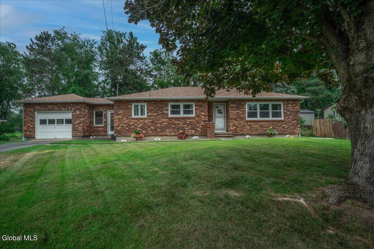 5 Hewitt Street Mechanicville NY 12118