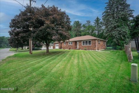 5 Hewitt Street Mechanicville NY 12118
