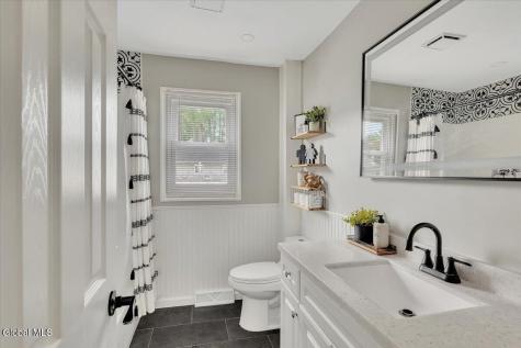 143 Ray Avenue Schenectady NY 12304