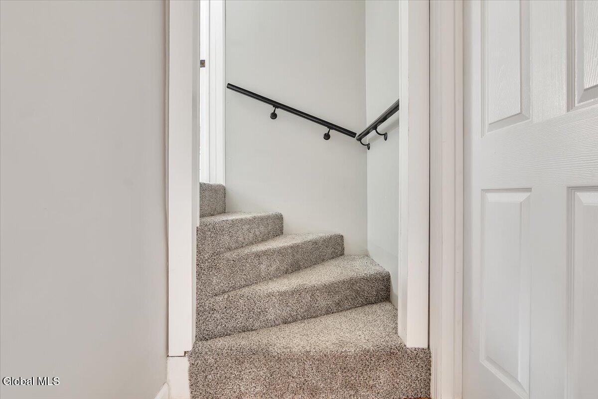 143 Ray Avenue Schenectady NY 12304