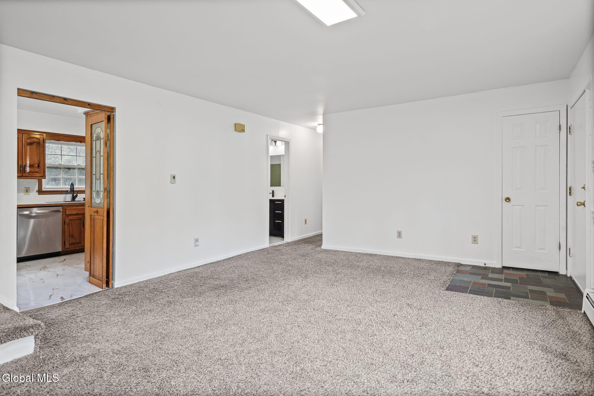 132 Sylvia Lane Schenectady NY 12306