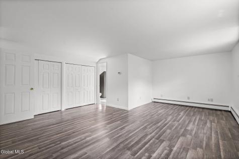 132 Sylvia Lane Schenectady NY 12306