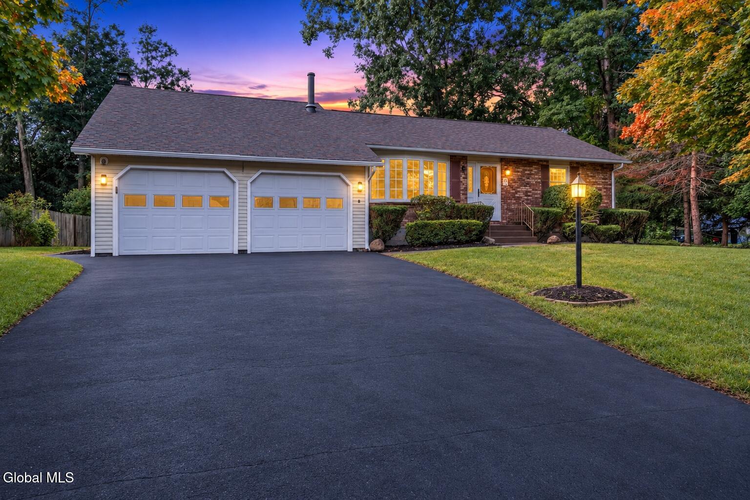 132 Sylvia Lane Schenectady NY 12306