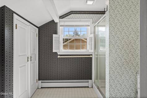 132 Sylvia Lane Schenectady NY 12306