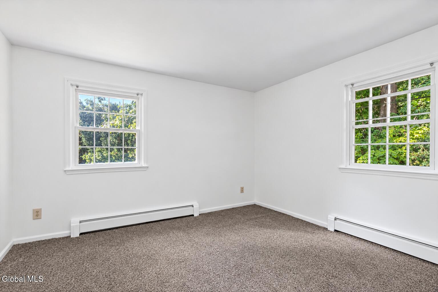 132 Sylvia Lane Schenectady NY 12306