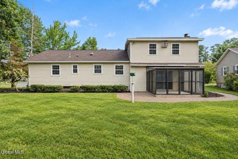 132 Sylvia Lane Schenectady NY 12306