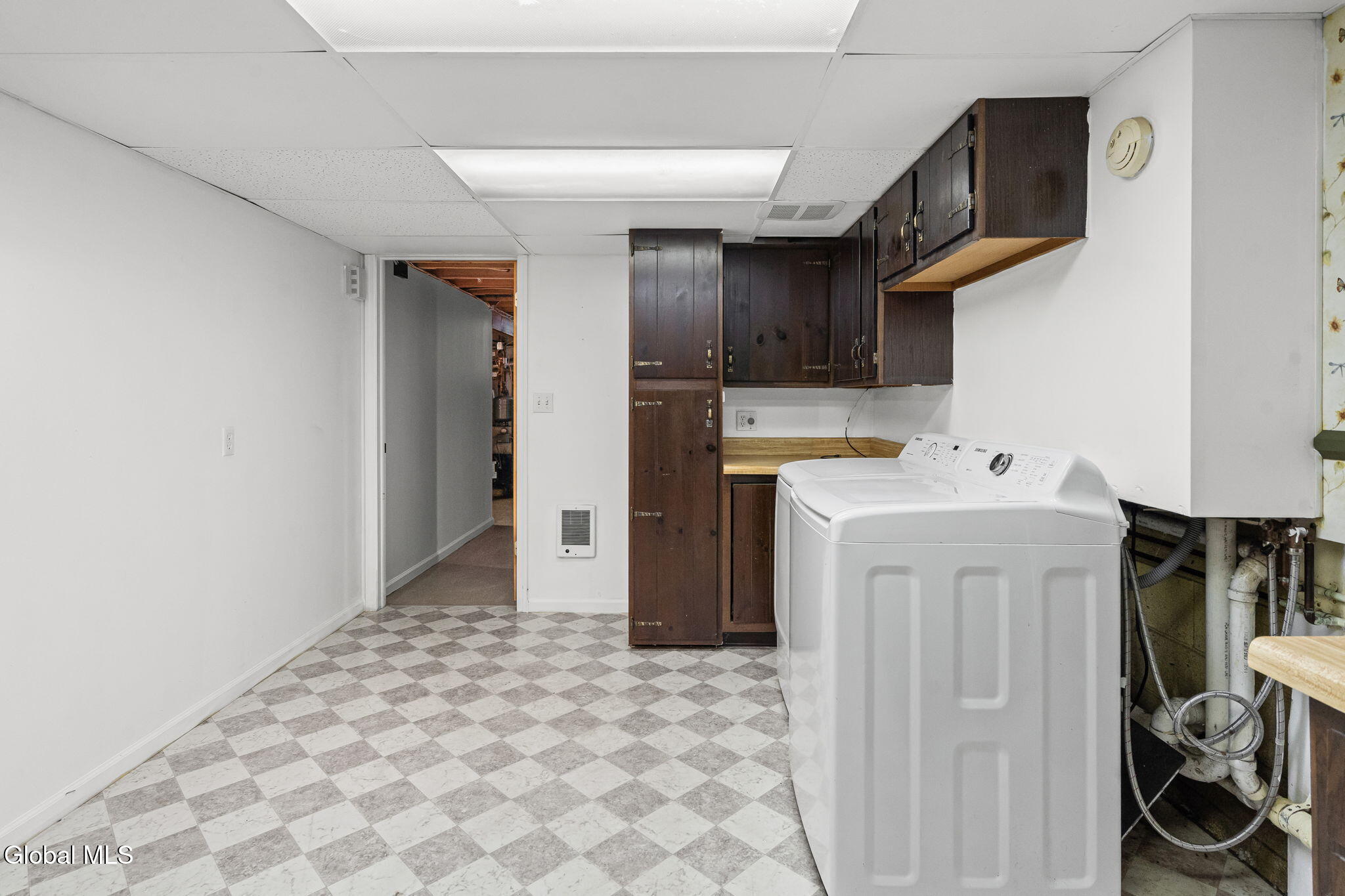 132 Sylvia Lane Schenectady NY 12306
