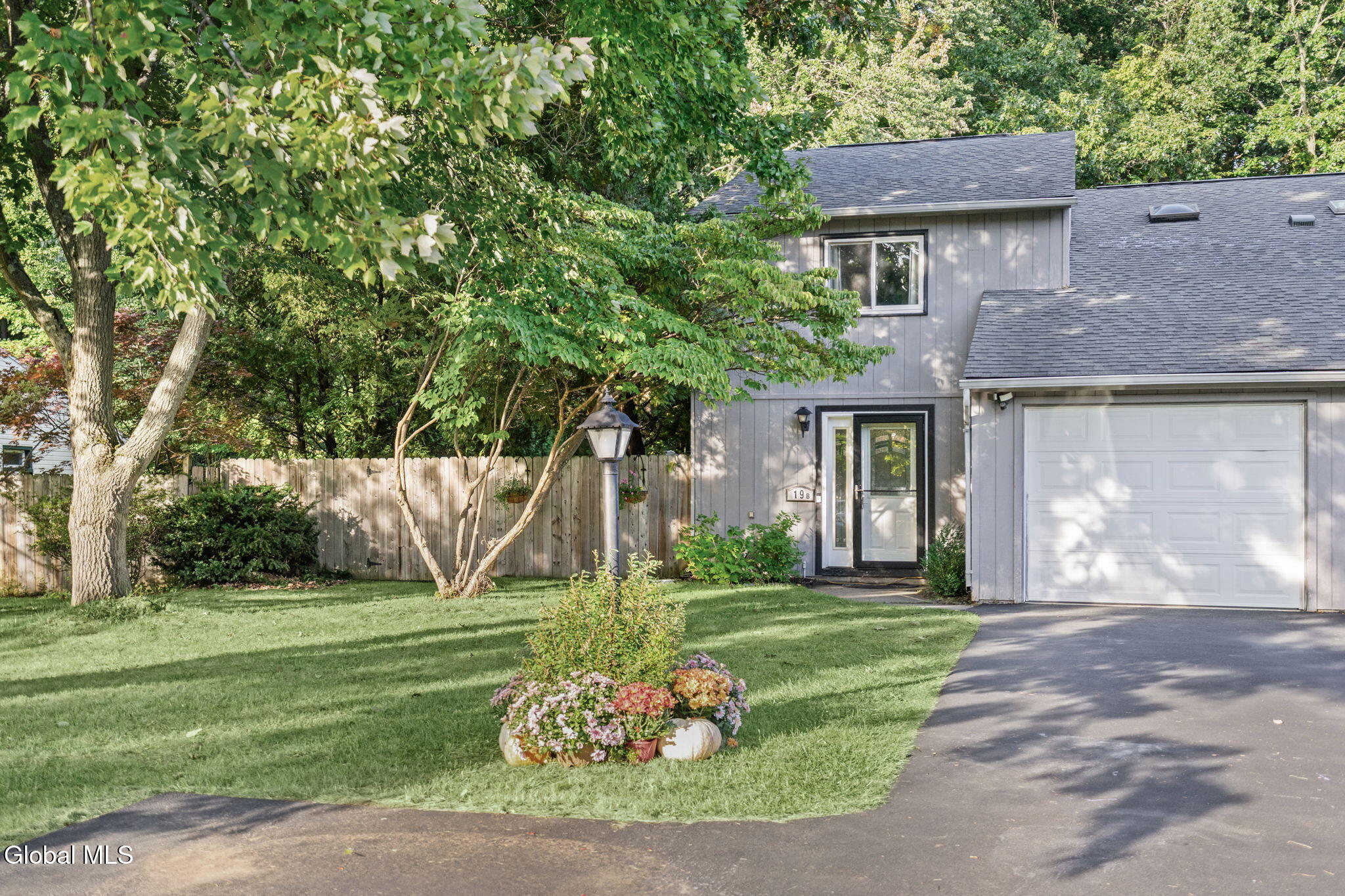Clifton Park NY, 19B Woodcliffe Drive