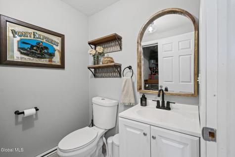 19B Woodcliffe Drive Clifton Park NY 12065