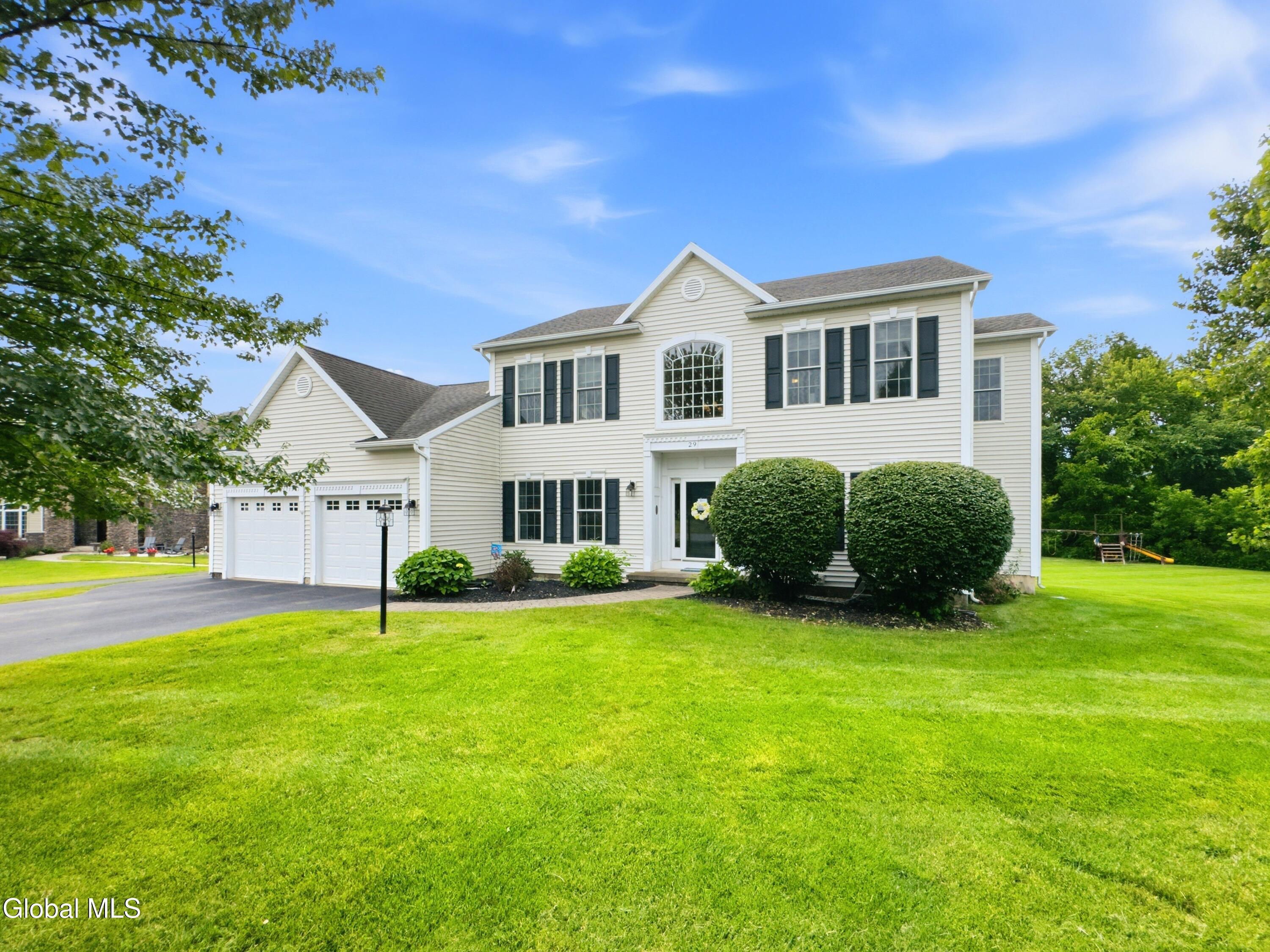 29 Heritage Court Cohoes NY 12047