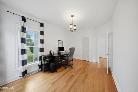 29 Heritage Court Cohoes NY 12047