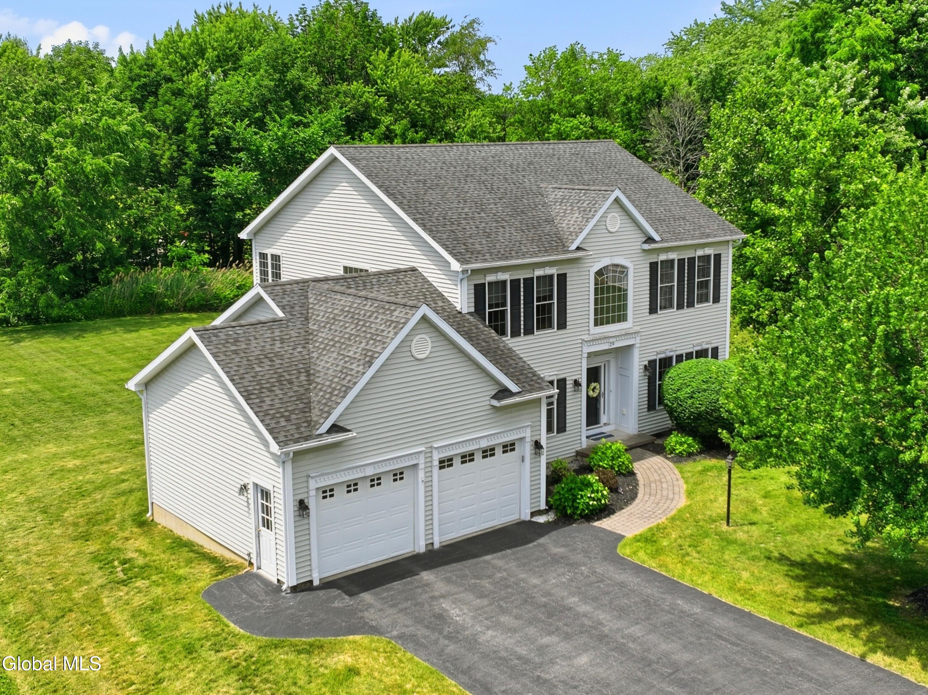 29 Heritage Court Cohoes NY 12047