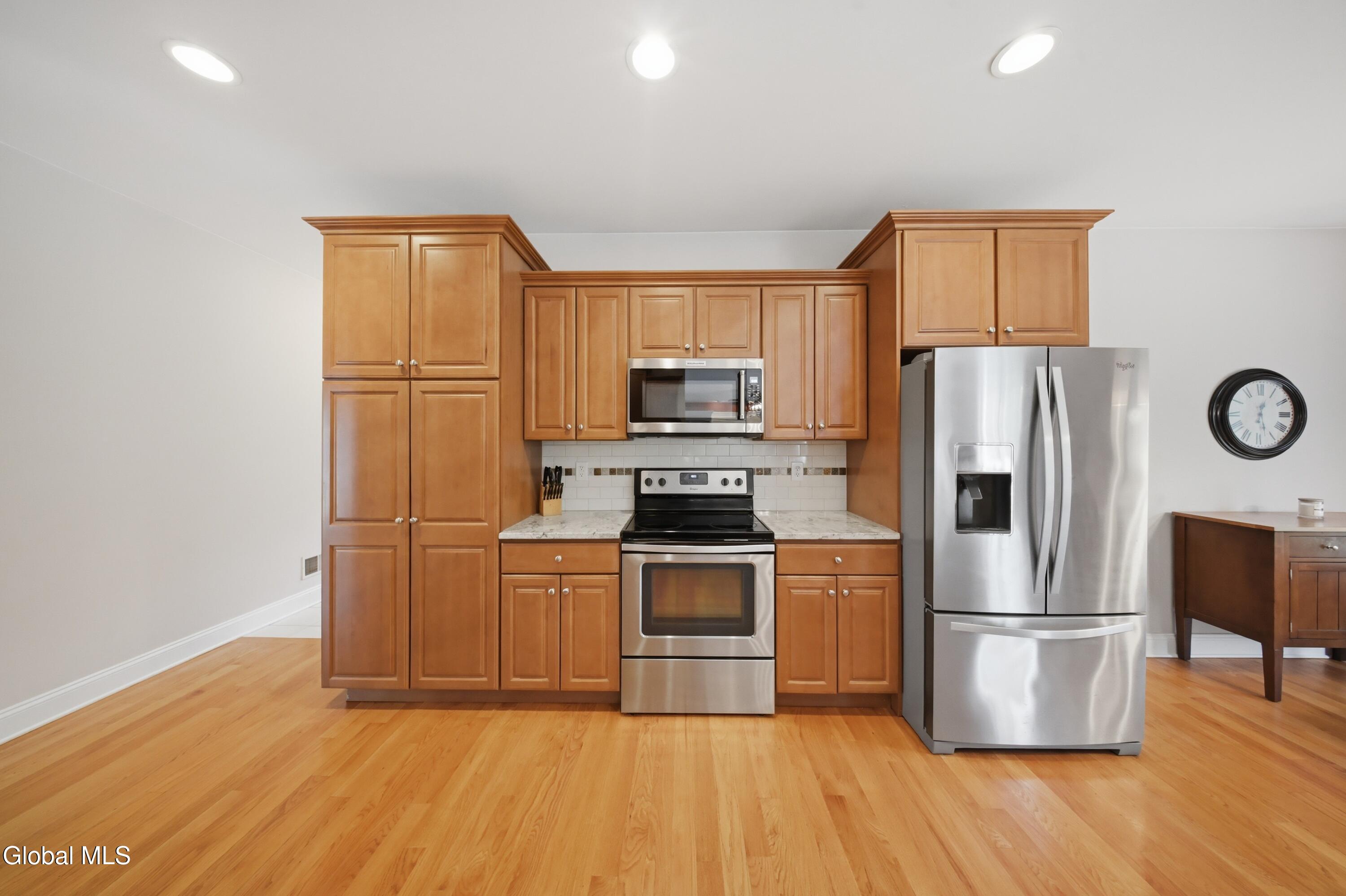 29 Heritage Court Cohoes NY 12047
