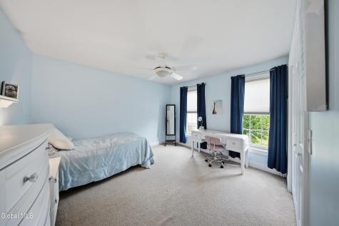 29 Heritage Court Cohoes NY 12047