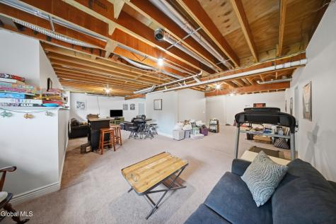 29 Heritage Court Cohoes NY 12047