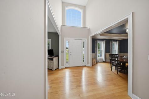 29 Heritage Court Cohoes NY 12047