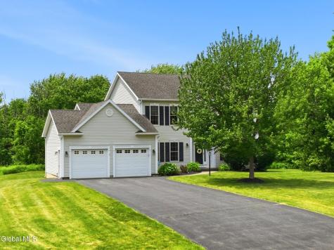 29 Heritage Court Cohoes NY 12047