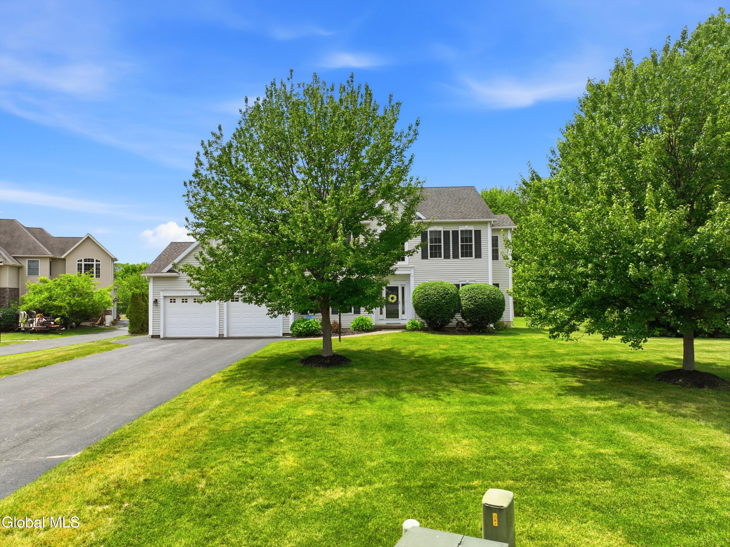 29 Heritage Court Cohoes NY 12047