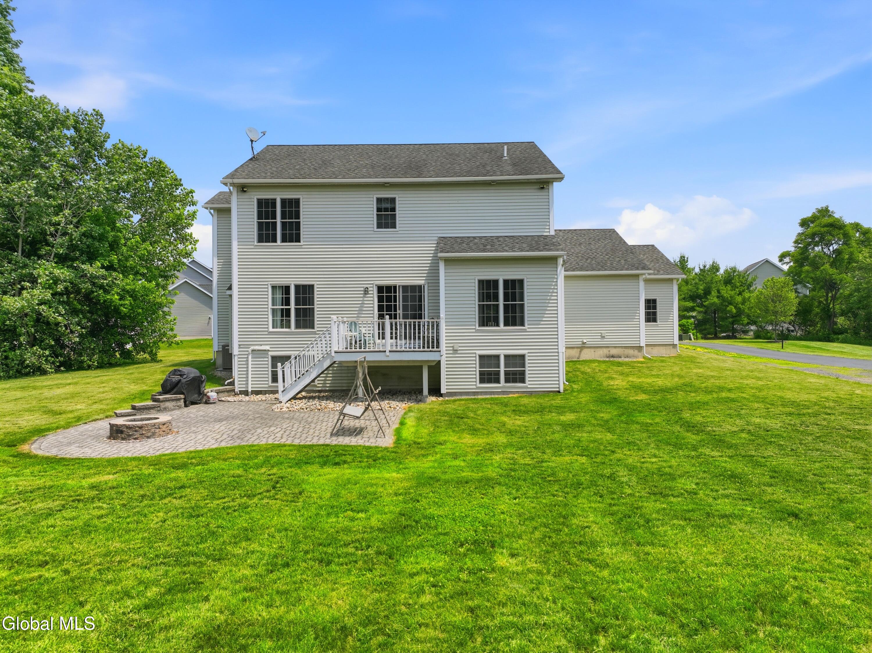 29 Heritage Court Cohoes NY 12047