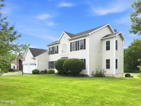 29 Heritage Court Cohoes NY 12047