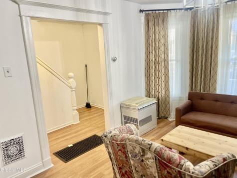 71 Elder Street Schenectady NY 12304