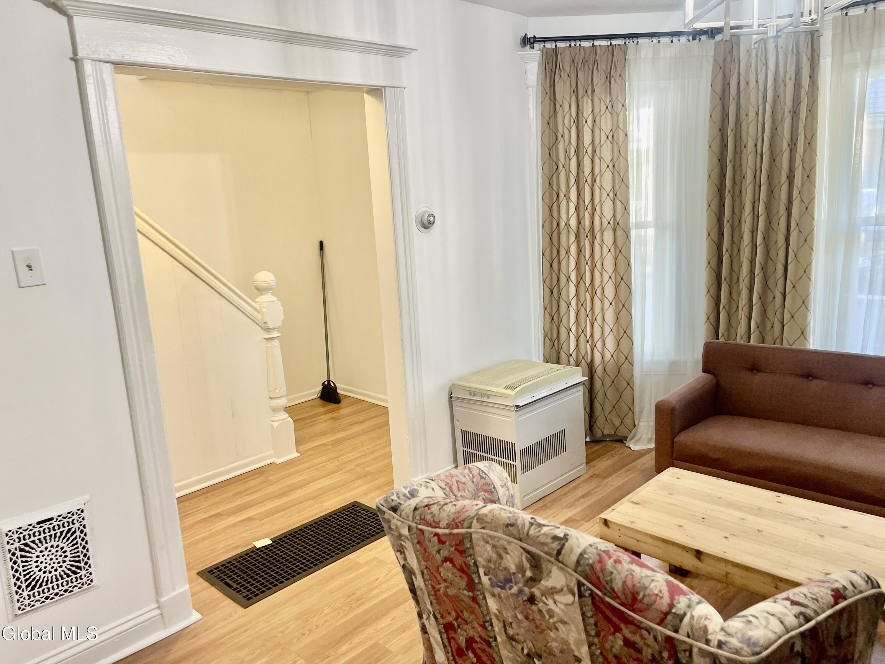 71 Elder Street Schenectady NY 12304