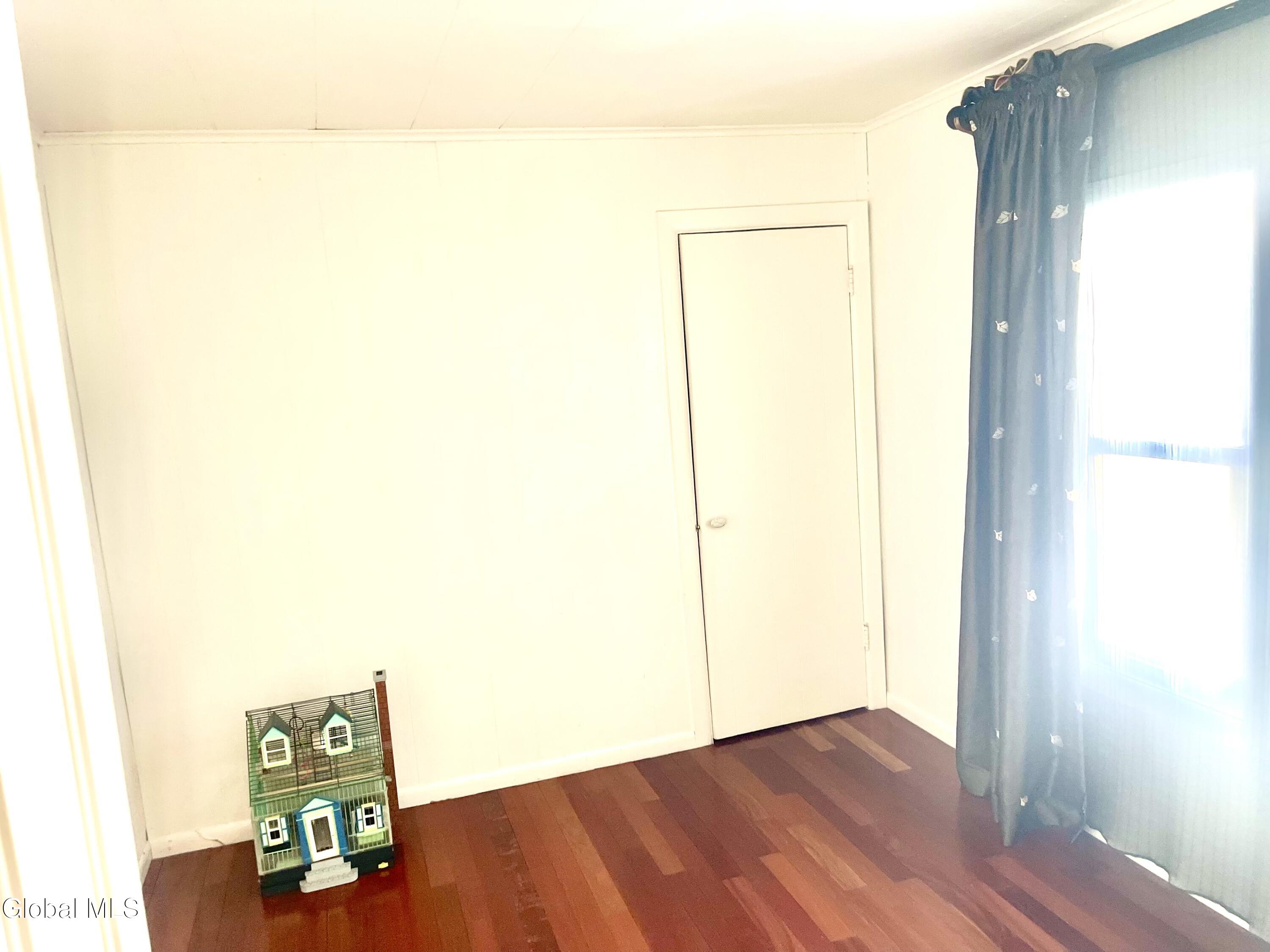 71 Elder Street Schenectady NY 12304