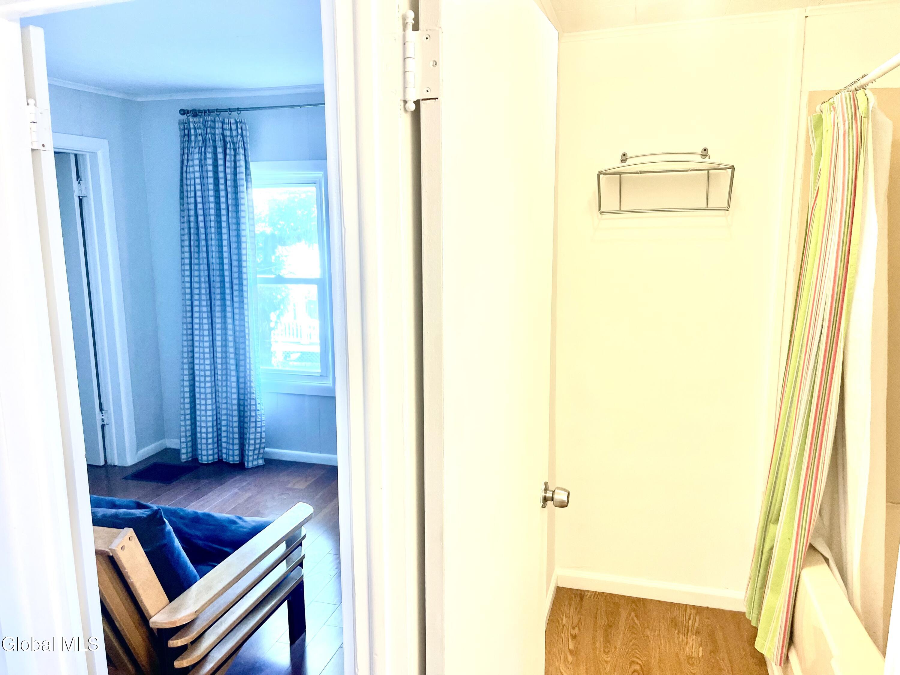 71 Elder Street Schenectady NY 12304
