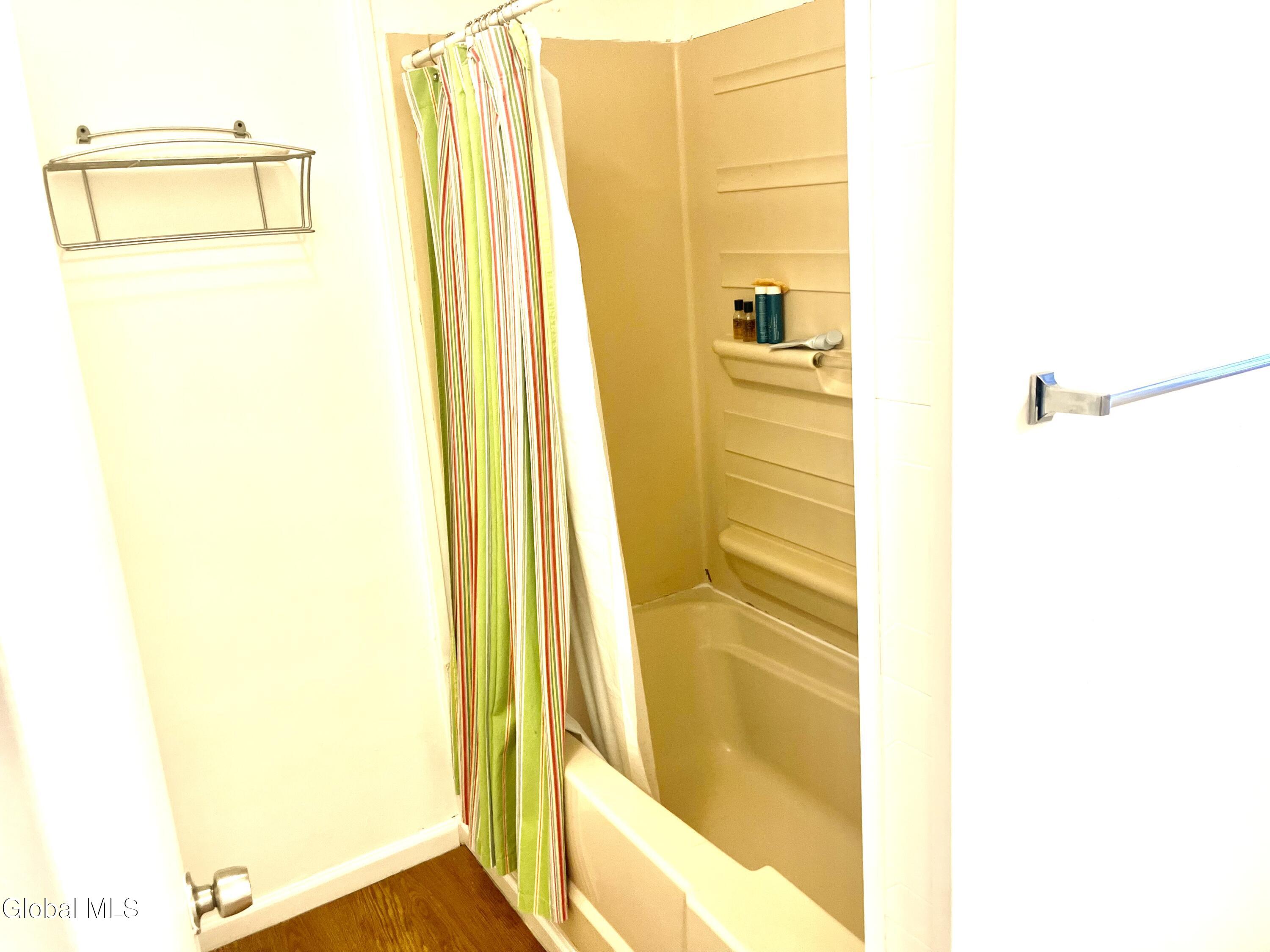71 Elder Street Schenectady NY 12304