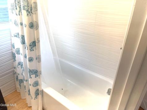 71 Elder Street Schenectady NY 12304