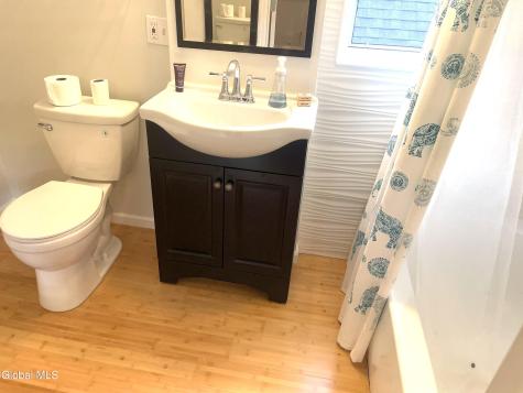 71 Elder Street Schenectady NY 12304