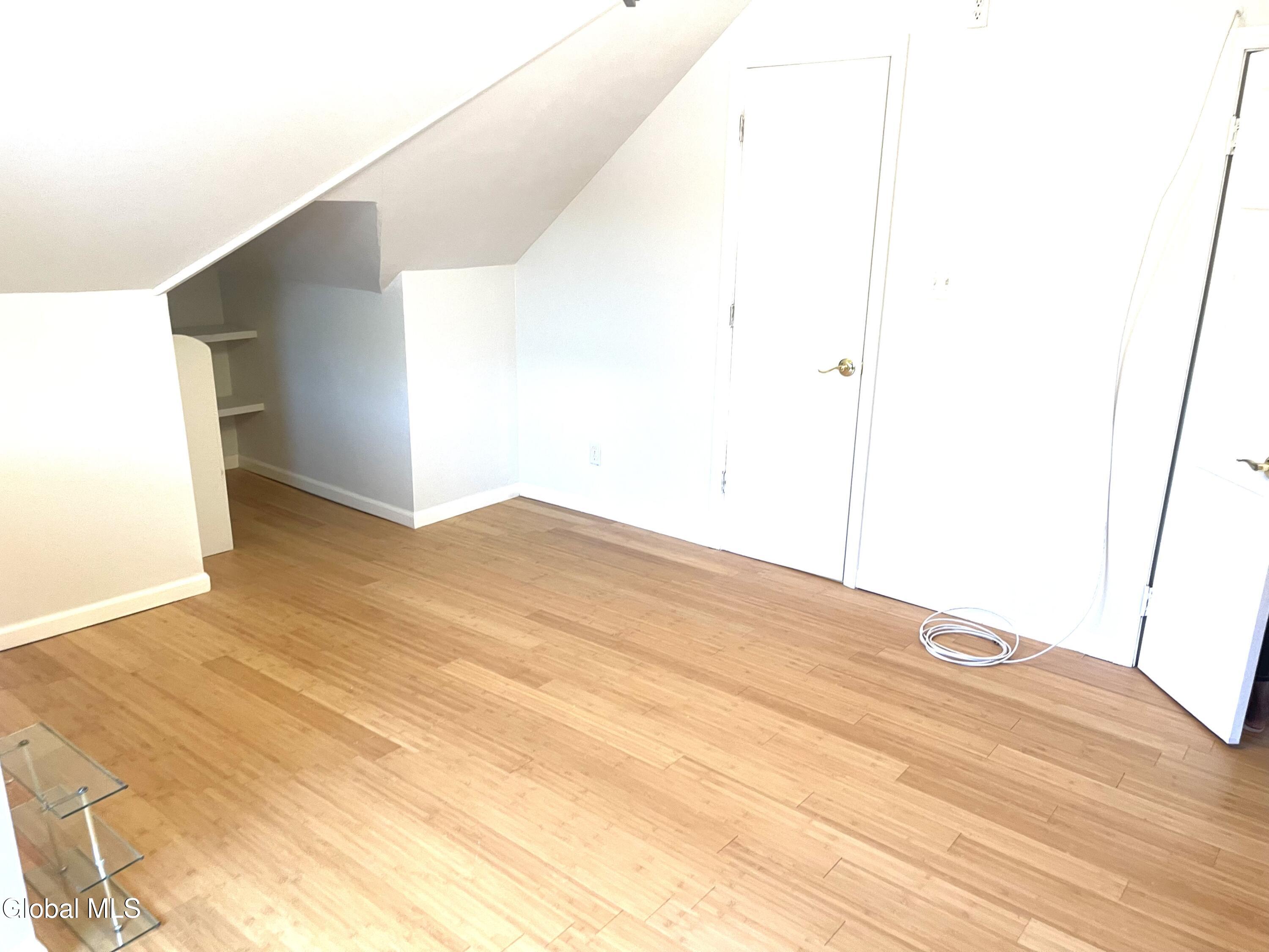 71 Elder Street Schenectady NY 12304