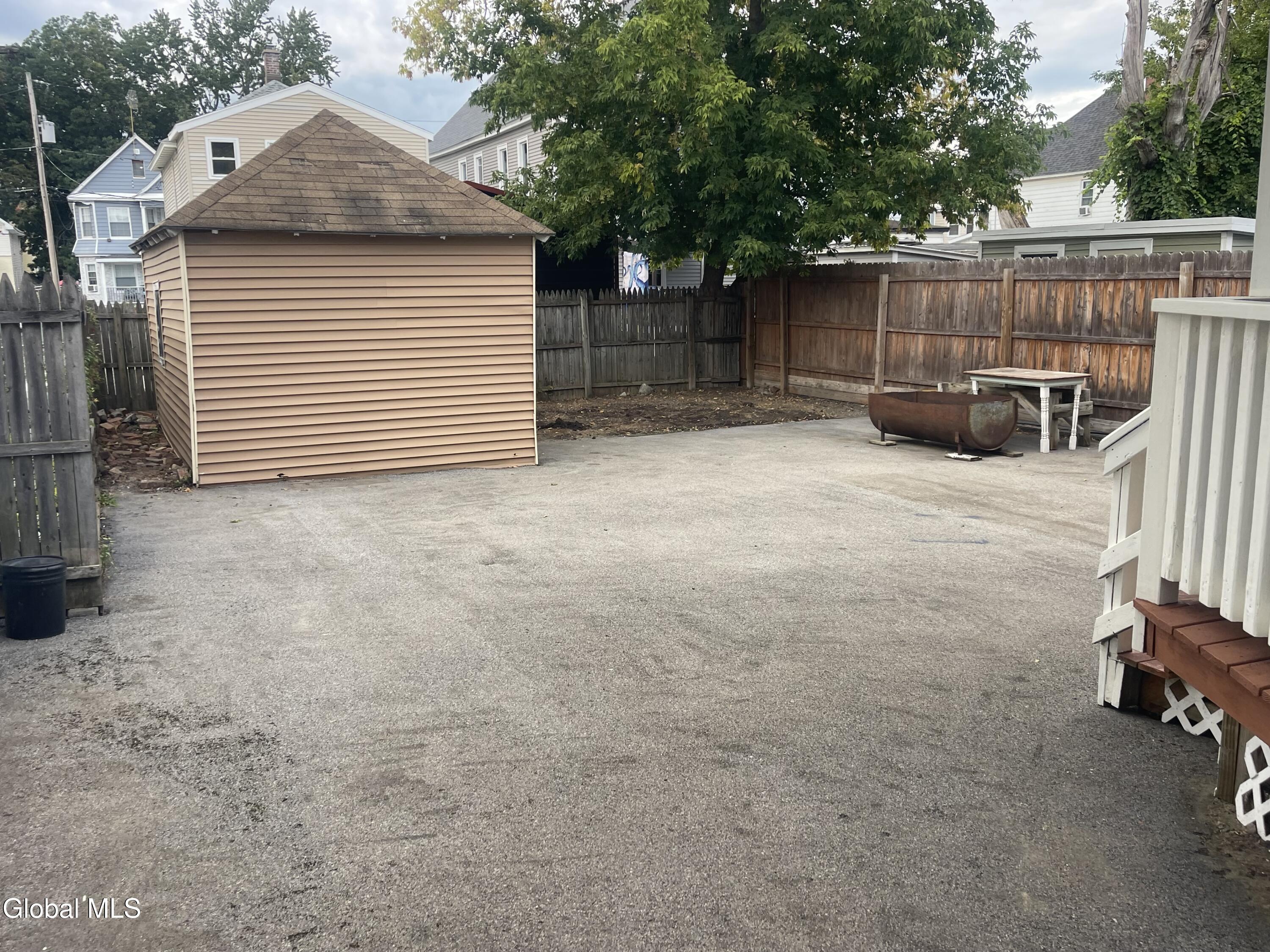 71 Elder Street Schenectady NY 12304