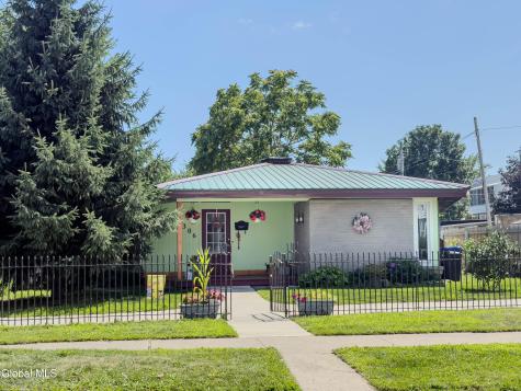 306 16th Street Watervliet NY 12189